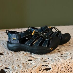 Keen Navy Blue and Yellow Waterproof Outdoor Sandals - Toddler Size 6